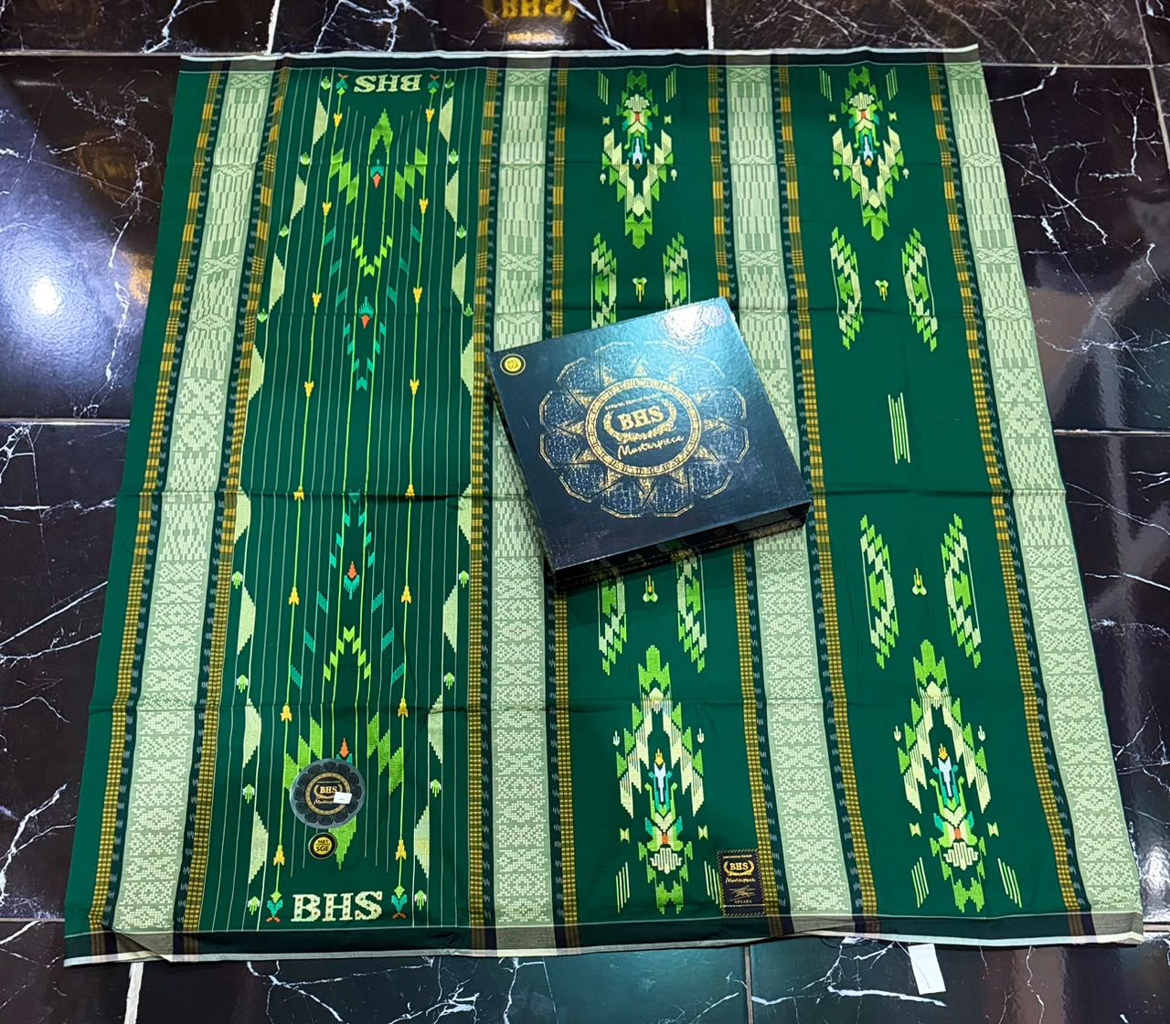 Masterpiece SGE Gold